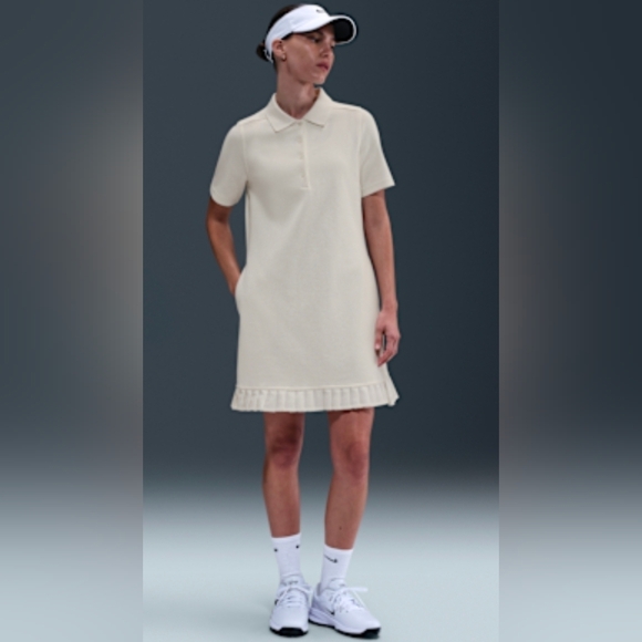 Nike Women’s Golf Cotton Dress Beige Short Sleeve Size LBuilt-In Shorts Nwot